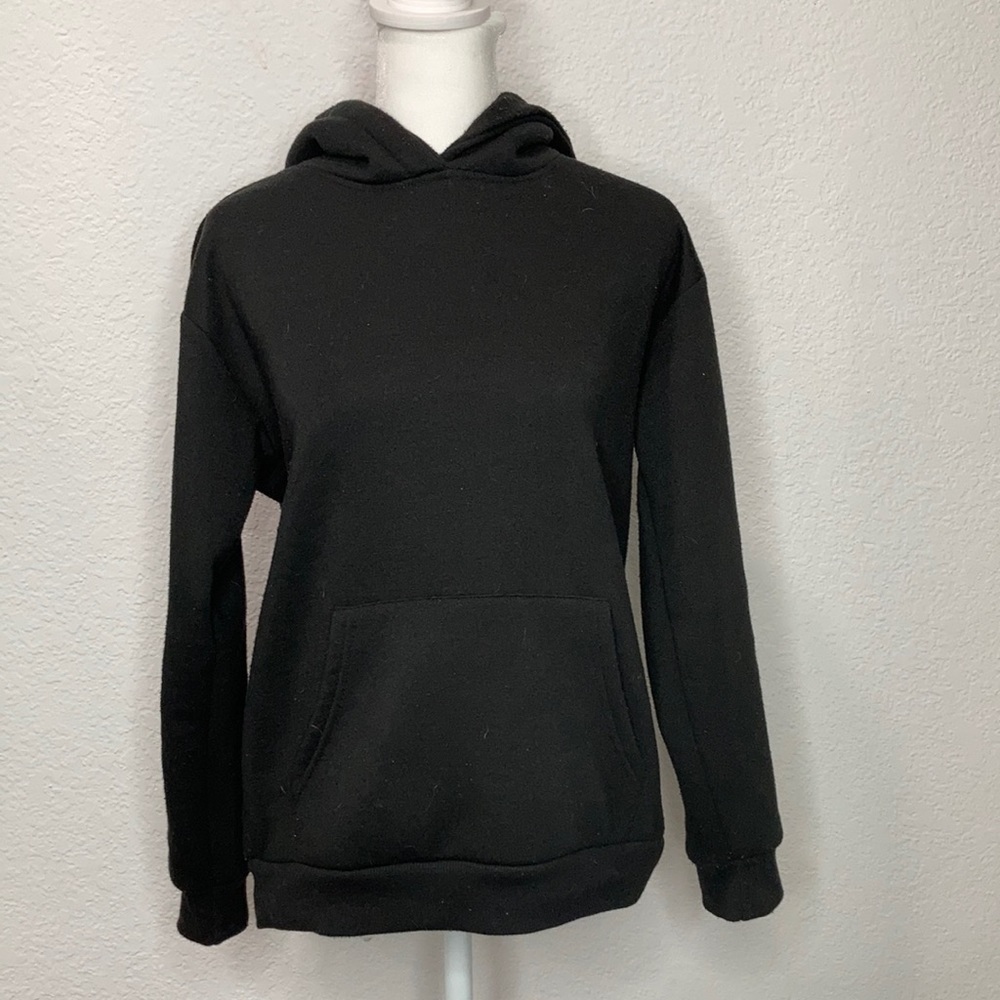 Forever 21 kids black hoodie